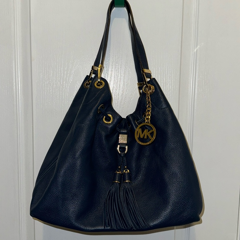 Michael Kors MK leather shoulder bag